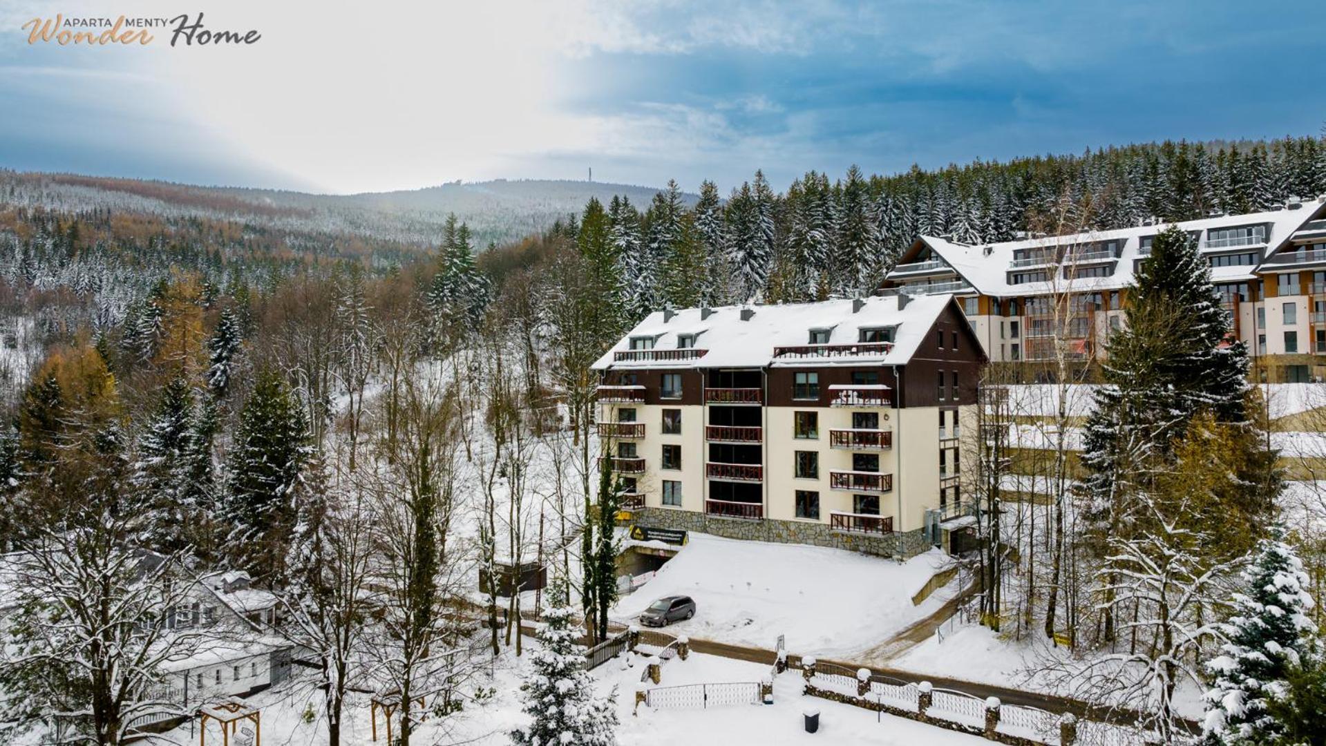 Wonder Home - Apartamenty Blisko Centrum, Tuz Przy Kolei Gondolowej I Trasach Single Track Swieradow-Zdroj Exterior photo